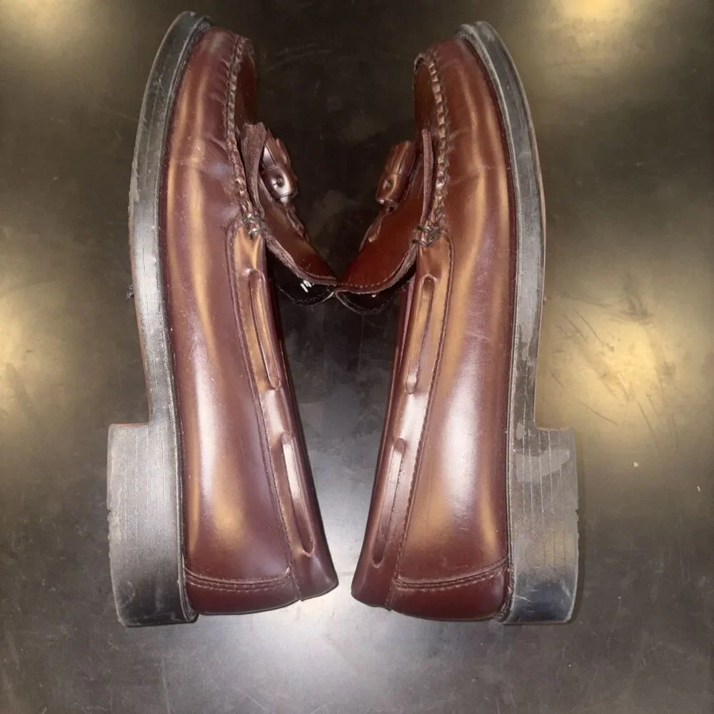 GH Bass Leather Weejuns Loafer Tassel Men’s Size 8.5M Old Money Preppy Office